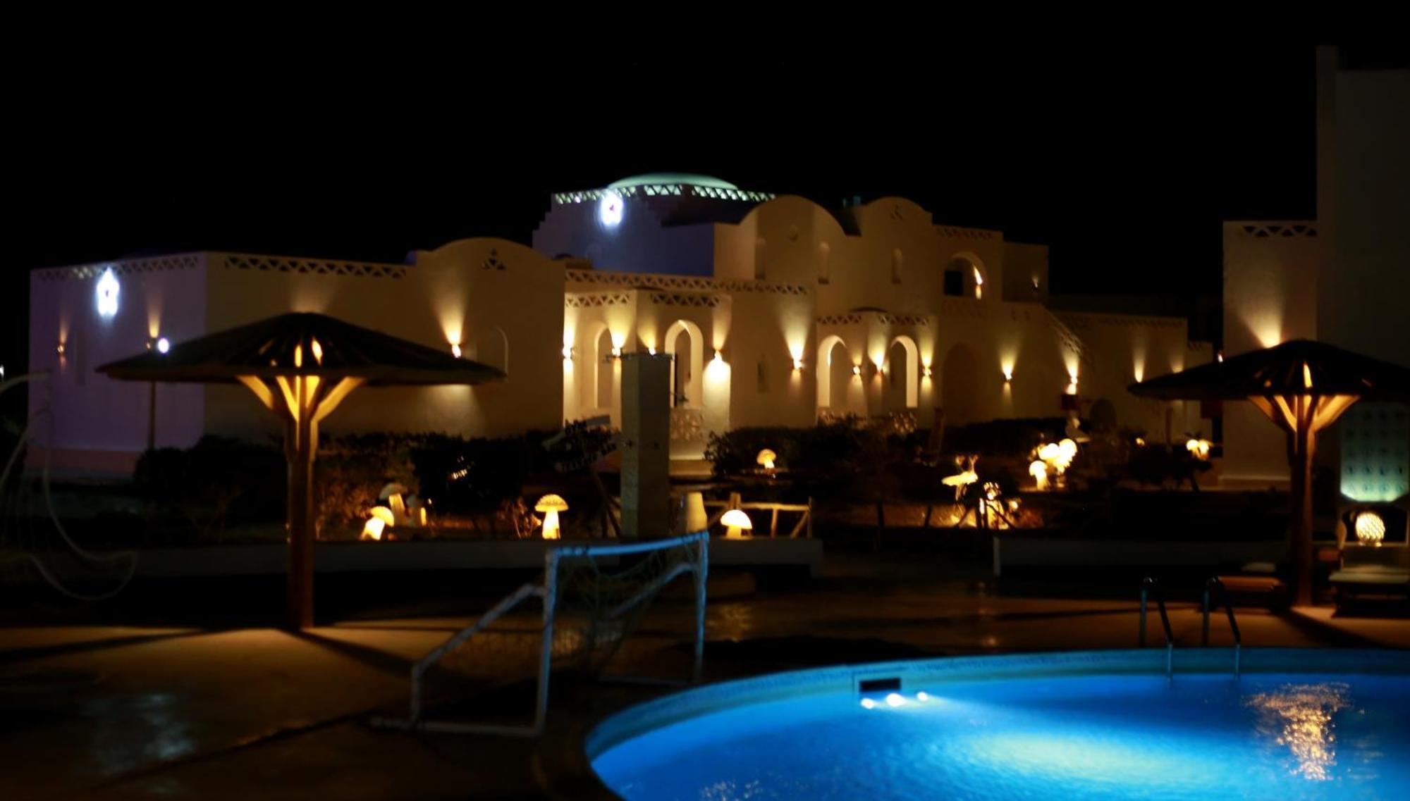 Beach Safari Nubian Resort Marsa Alam Exteriör bild