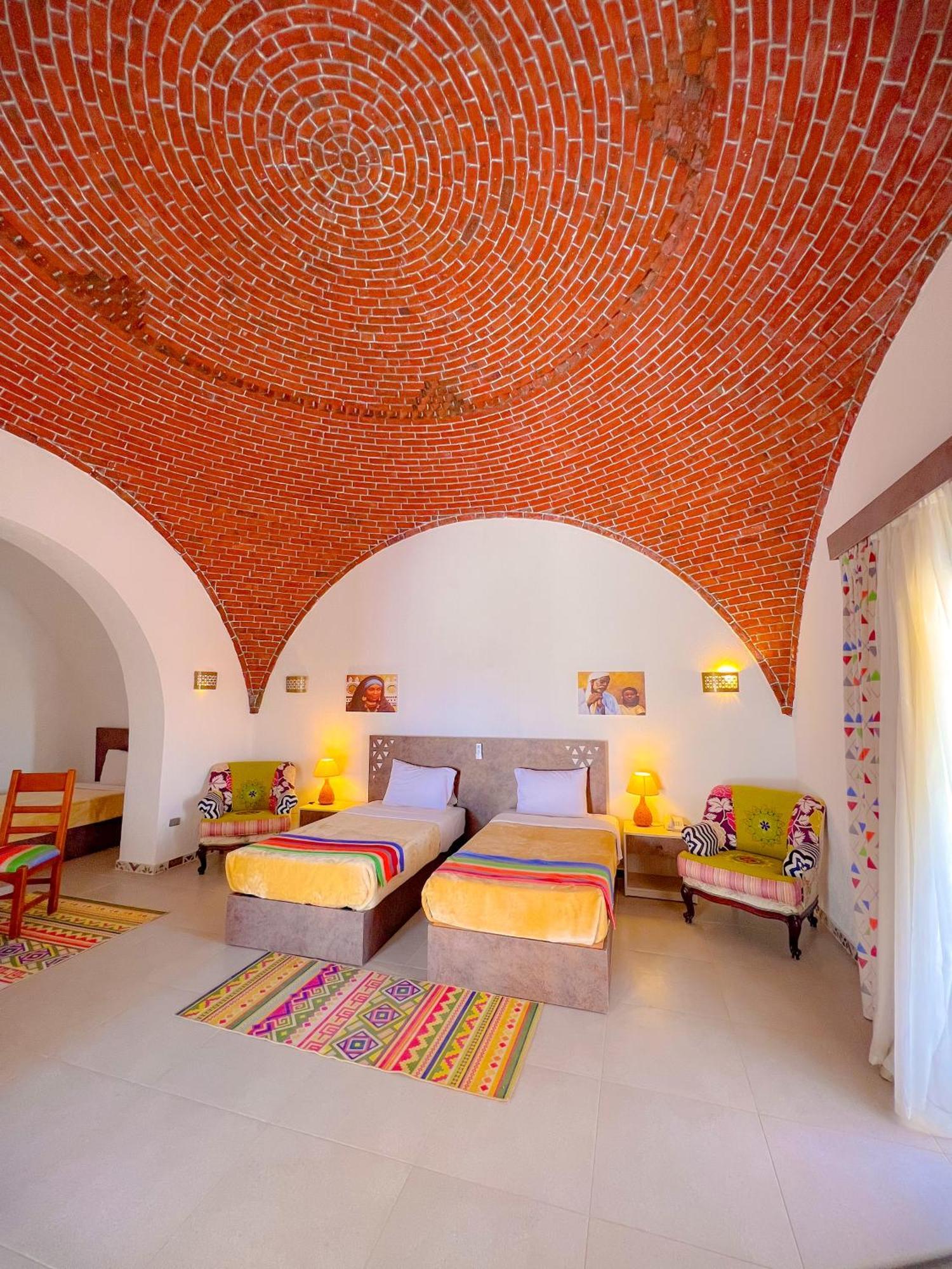 Beach Safari Nubian Resort Marsa Alam Exteriör bild